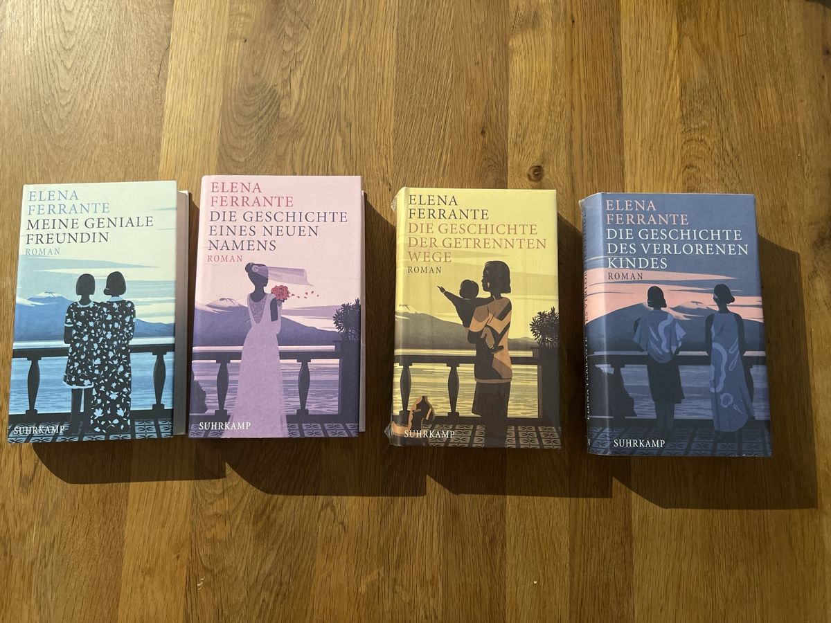 Libri: Elena Ferrante Neapolitanische Saga 4 Bucher – Nuovo e nell'imballaggio originale da Uznach venduto da Apuutze