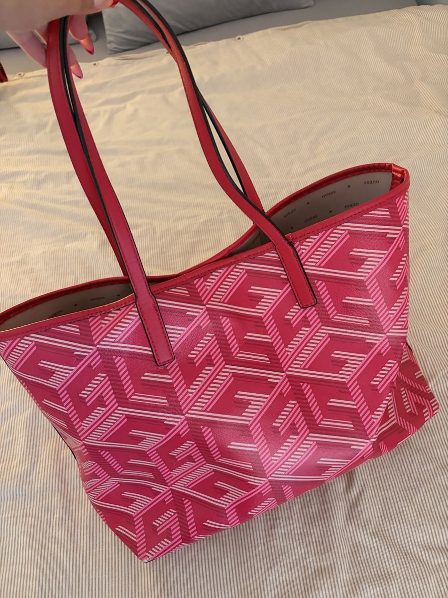 Guess Borse da donna: Guess Tasche mit Set Pink – Usato da Fisibach venduto da sam_zb72