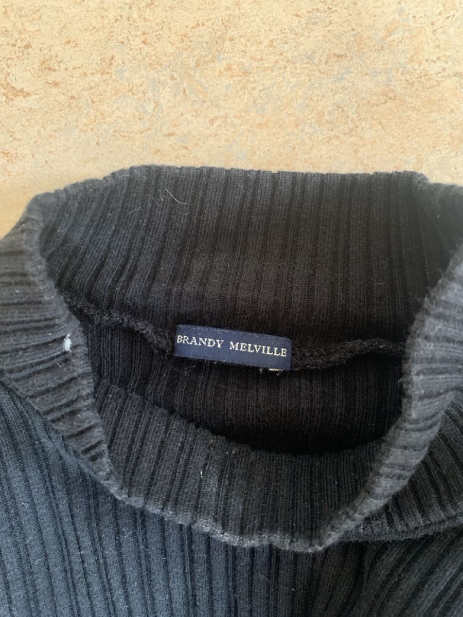 Brandy Melville Maglioni & Felpe: Rollkragenpulli - Brandy Melville – Usato da Niederönz venduto da irgendwo 1