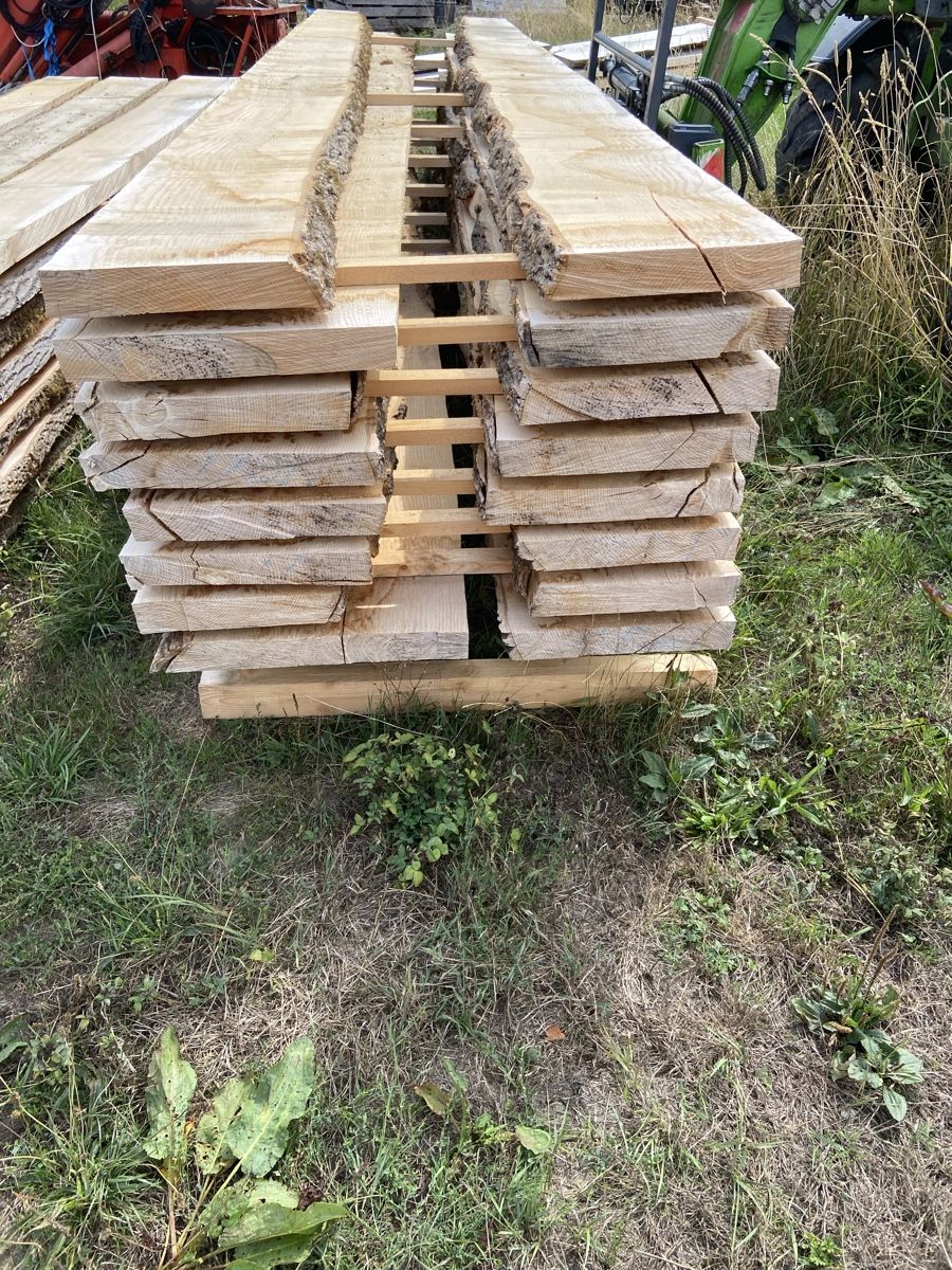Holzartikel: Eschen Bretter  – Neu (gemäss Beschreibung) aus Gurmels von T7.220