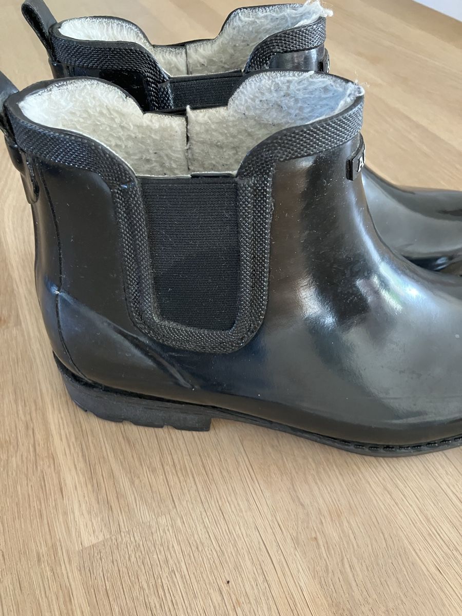 Scarpe da donna: Bottes de pluie fourrées Aigle 40 – Usato da Epalinges venduto da Tosca20 4