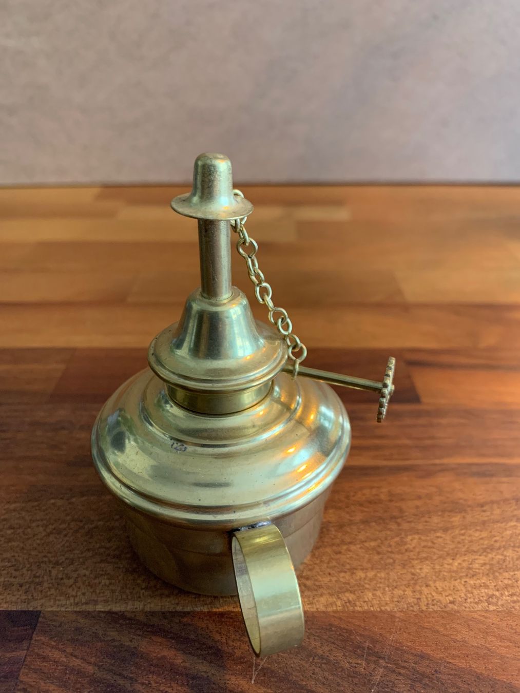 Lampade: Öl- und Petrollampe – Usato da Winterthur venduto da sommer_2019 2