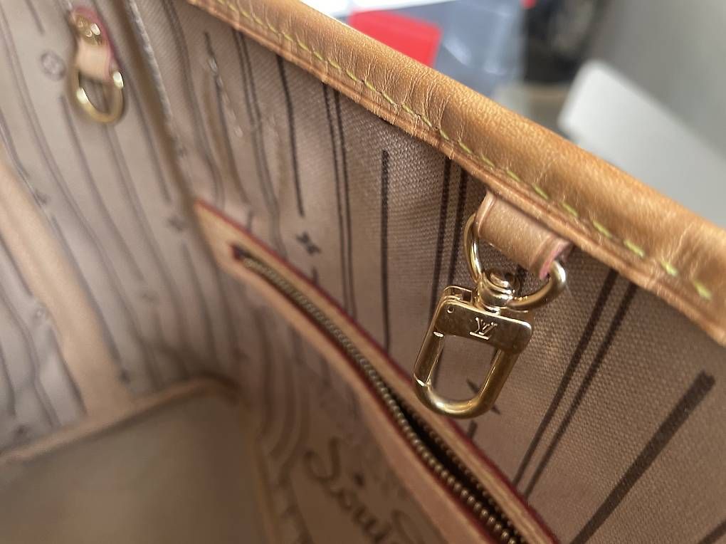Louis Vuitton Borse da donna: Sac Louis Vuitton modèle Neverfull  P M – Usato da Meyrin venduto da cri_r2d9 2