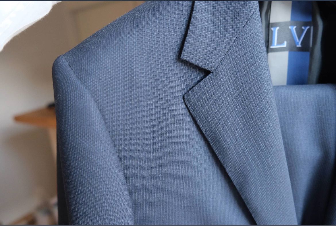 Completi: Louis Vuitton full suit (size 52) – Nuovo (secondo la descrizione) da Fully venduto da Rikikaka 2