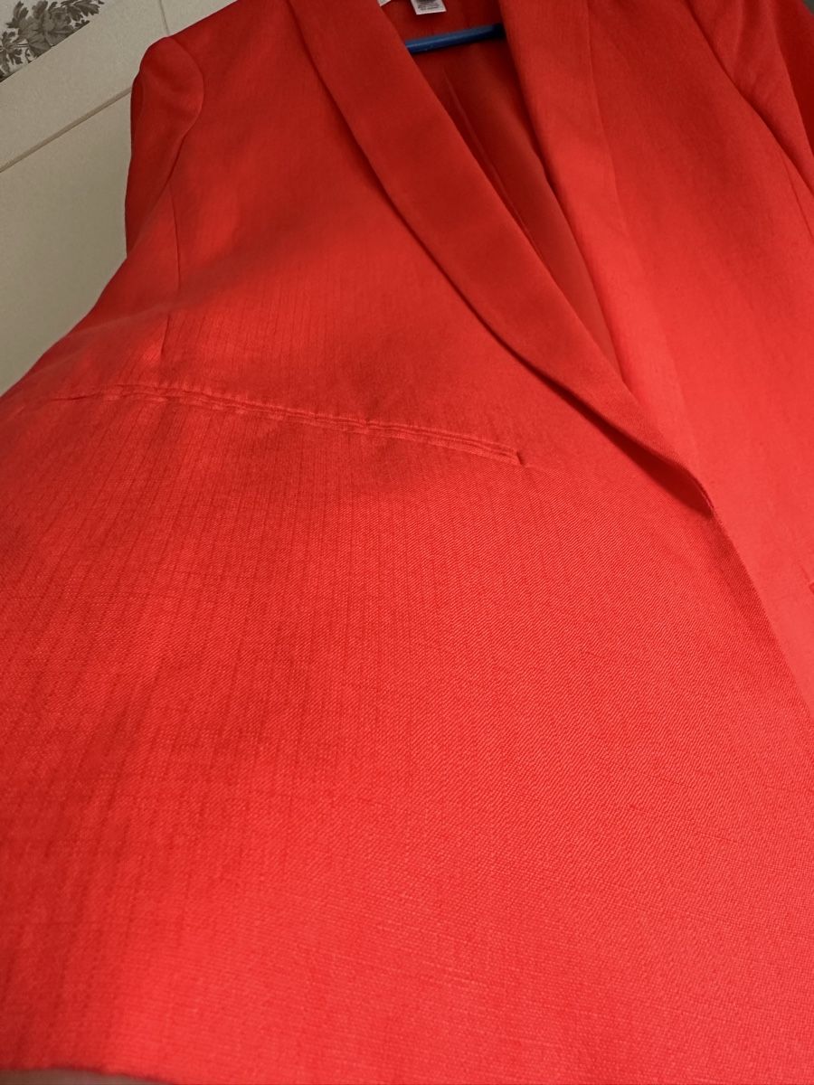 Completi & Tailleur: Roter Mango Blazer, Gr. 36 (38) – Usato da Basel venduto da FatmaCan52 1