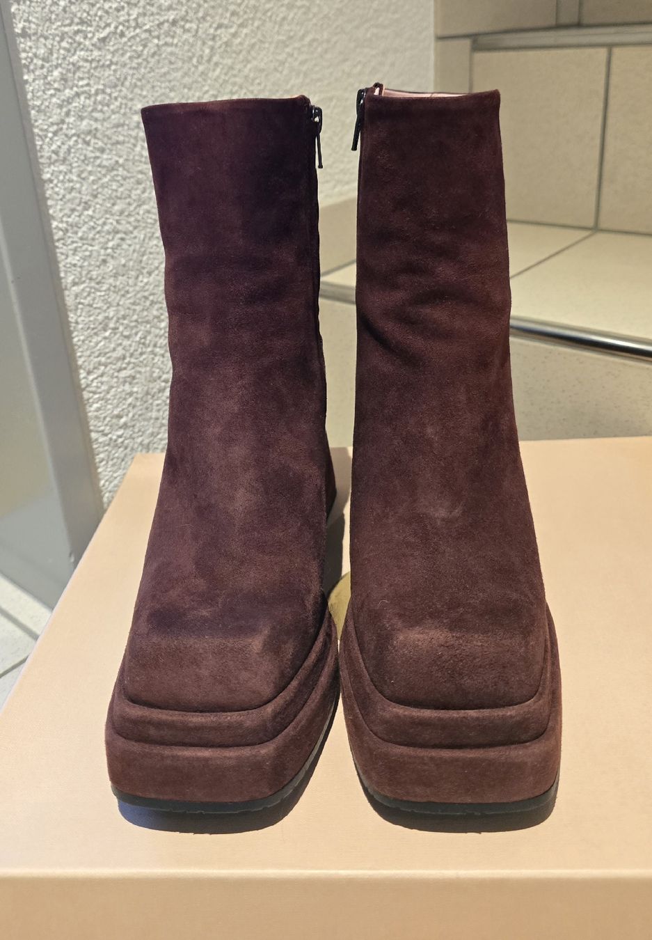 Scarpe da donna: Stiefelette RAS 37 bordeaux Wildleder – Nuovo e nell'imballaggio originale da Untereggen venduto da cla_kb2w 1