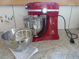 Küchenmaschine Electrolux EKM4000 rot - mit div. Zubehör