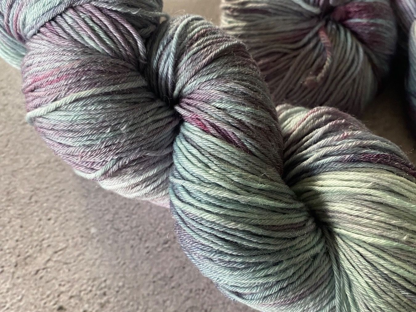 Lana: Merino et soie teinte à la main – Nuovo e nell'imballaggio originale da Randogne venduto da BonnieG