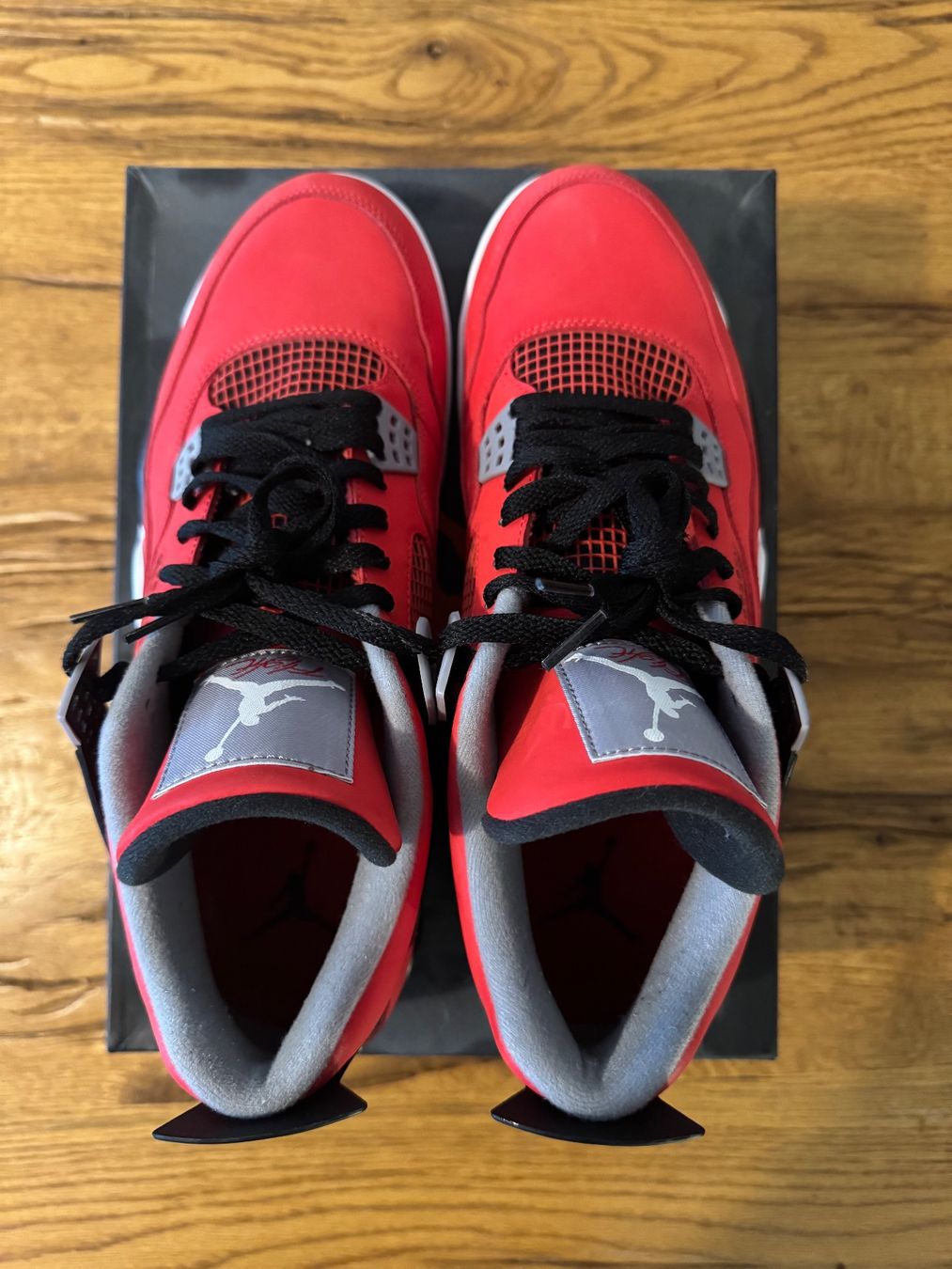 Jordan Herrenschuhe: Air Jordan 4 Retro Toro Bravo - 2013 – Gebraucht aus Zürich von sell_my_stuff 1
