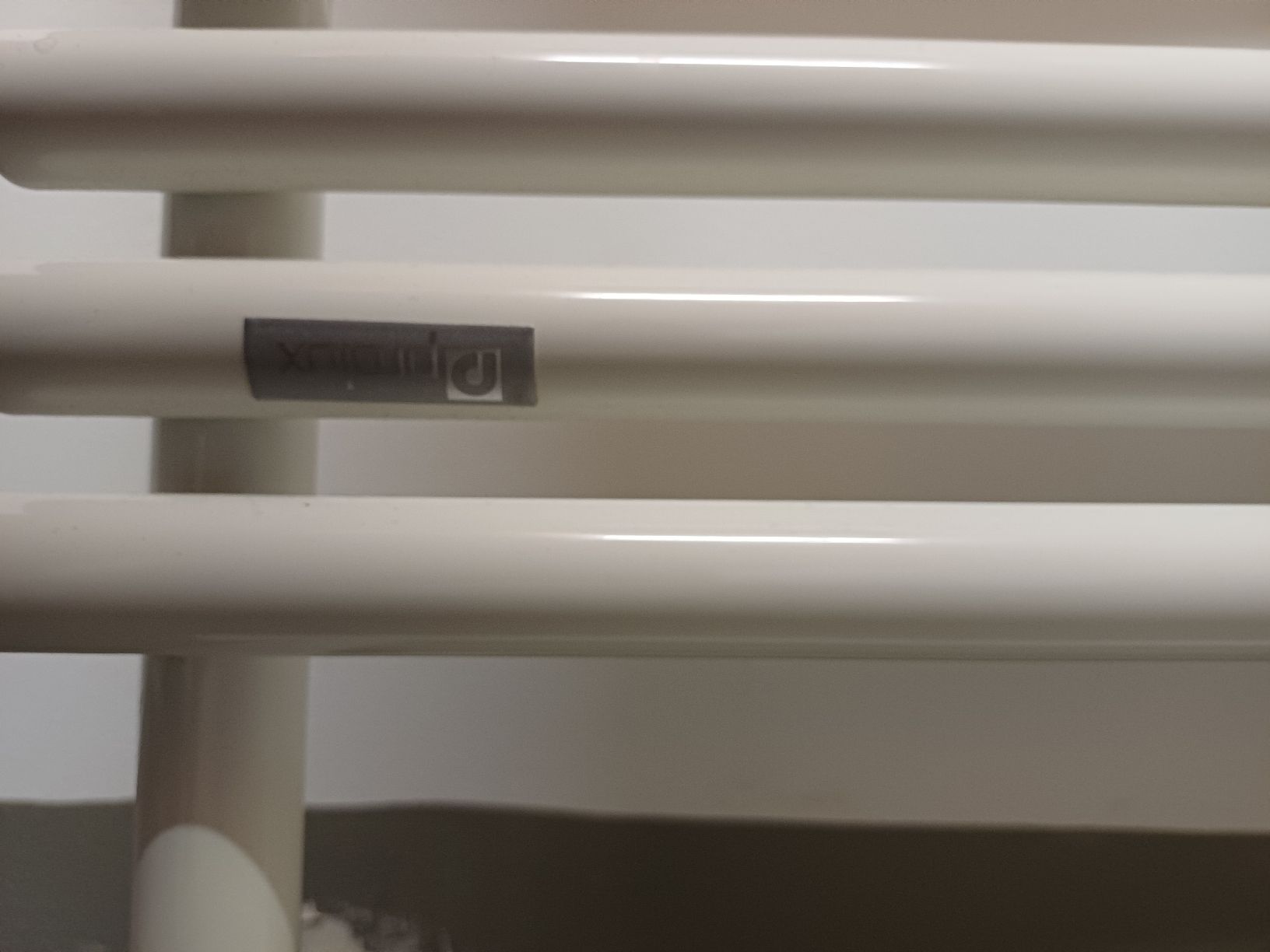 Portasciugamani: Handtuch Radiator – Usato da Aetingen venduto da aendu-xjr 2
