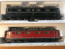 2x Roco SBB Lokomotive Ae 6/6 rot und Prototyp grün