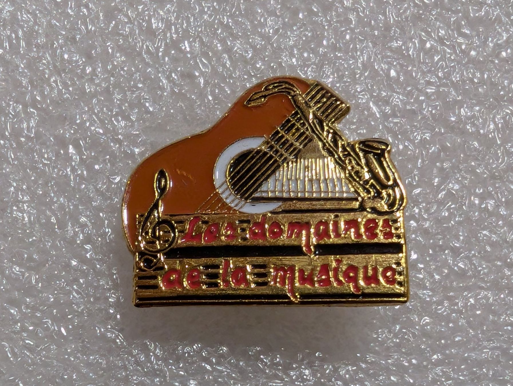 Plaketten & Abzeichen: Ansteckpin 214: – Gebraucht aus Oppligen von Pin-Fall-Shop