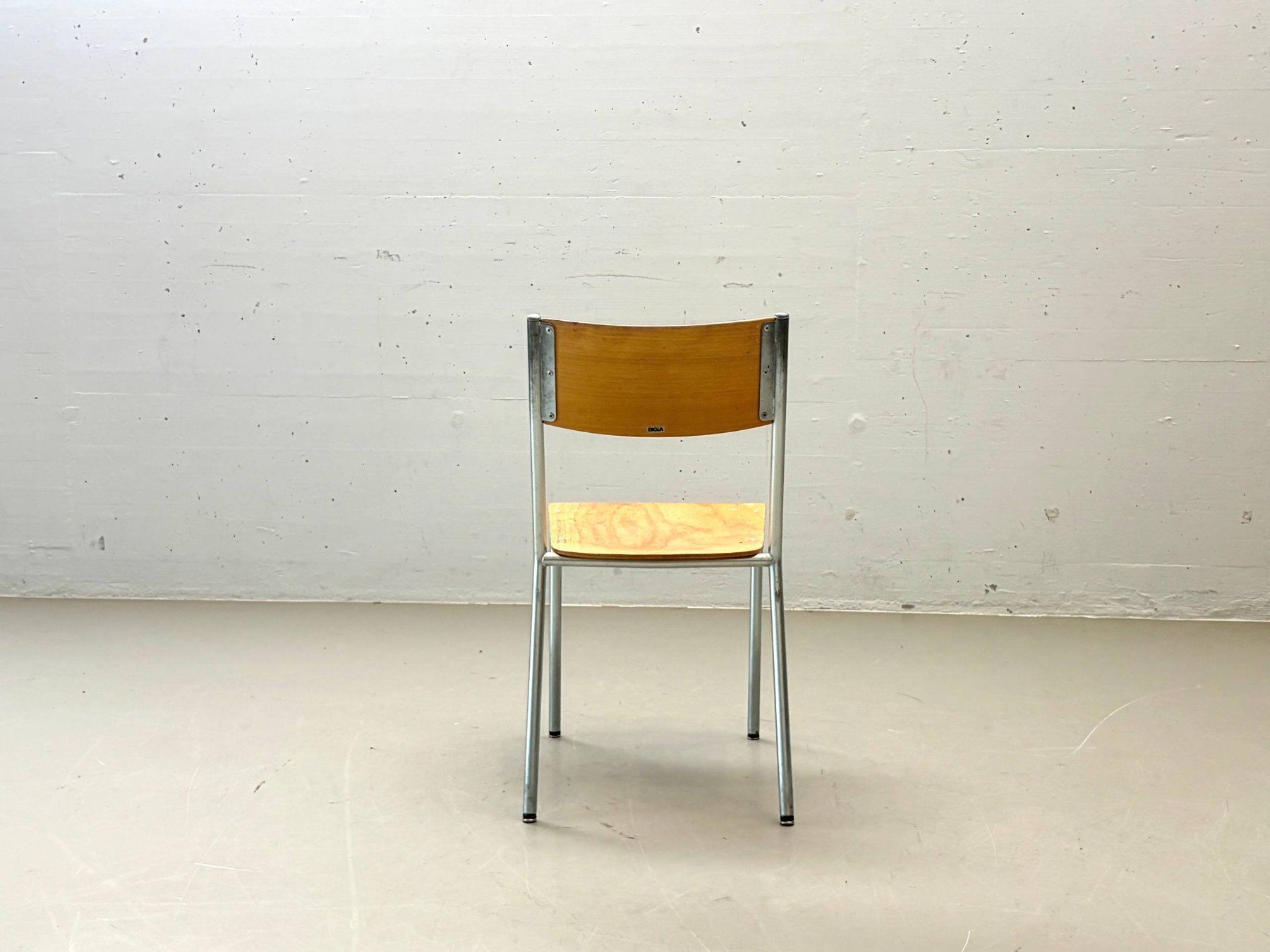 Bigla Stühle: Originale Bigla Stapelstühle – Schweizer Designklassiker – Gebraucht aus Zürich von LeMoege 4