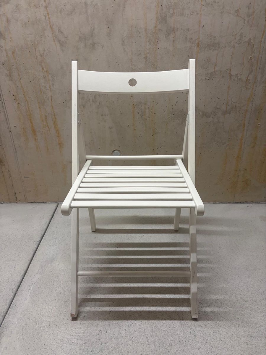 Ikea Chaises: 4 IKEA FRÖSVI Chairs - White – D'occasion à Kilchberg ZH par MariaPoirier 2
