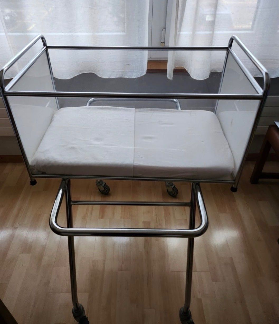 Letti: Spitalbabybettli – Usato da Küssnacht am Rigi venduto da Suchenfinden 3