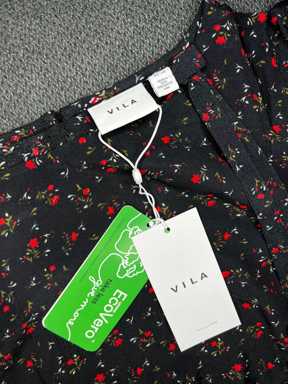Vila Vestiti: Neues Damen Kleid Vila EU 34 – Nuovo e nell'imballaggio originale da Riehen venduto da edu_92w7 3