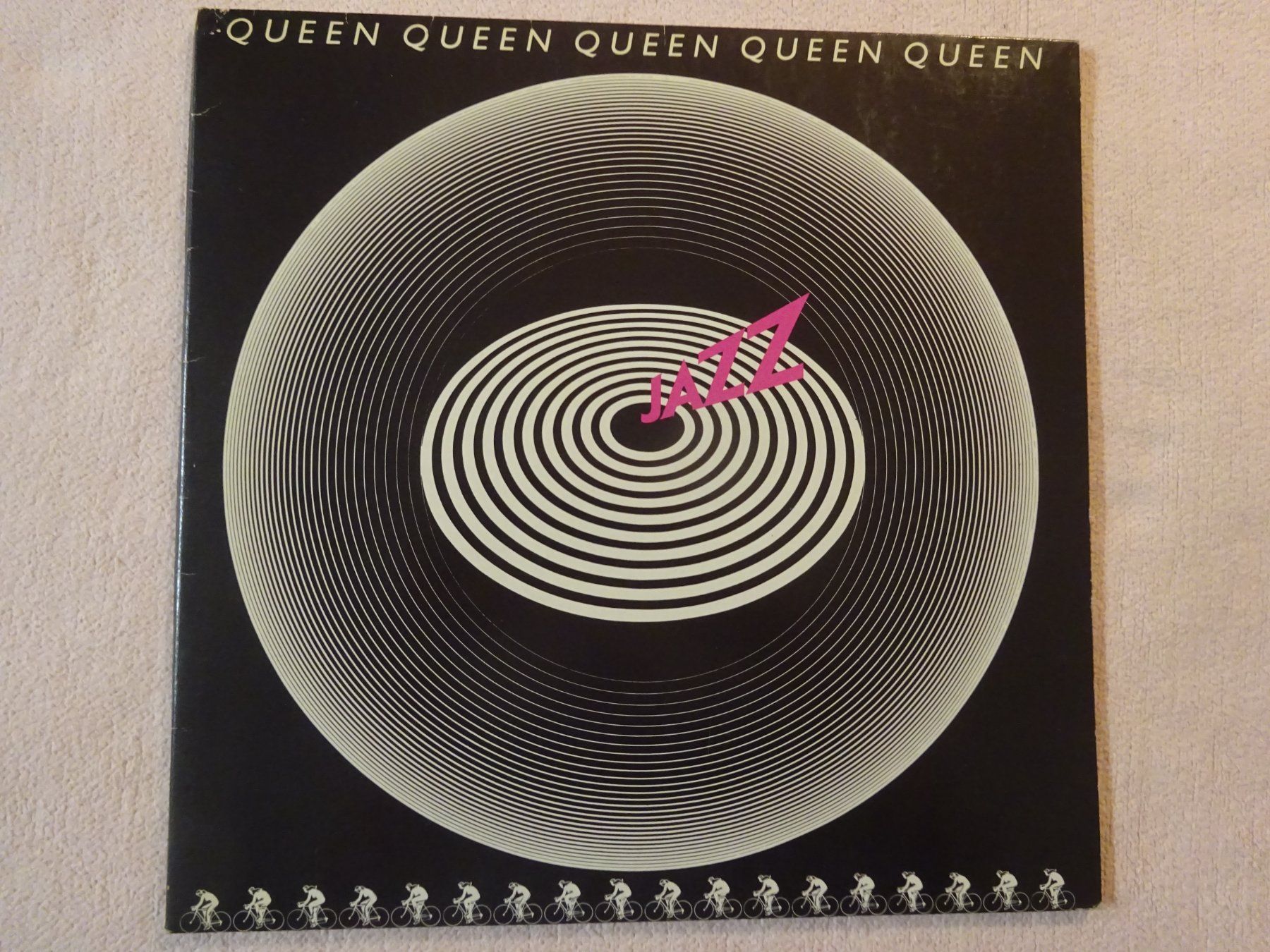Dischi in vinile: QUEEN ** JAZZ ** EXCELLENT ** POSTER – Usato da Luzern venduto da xrayspex99