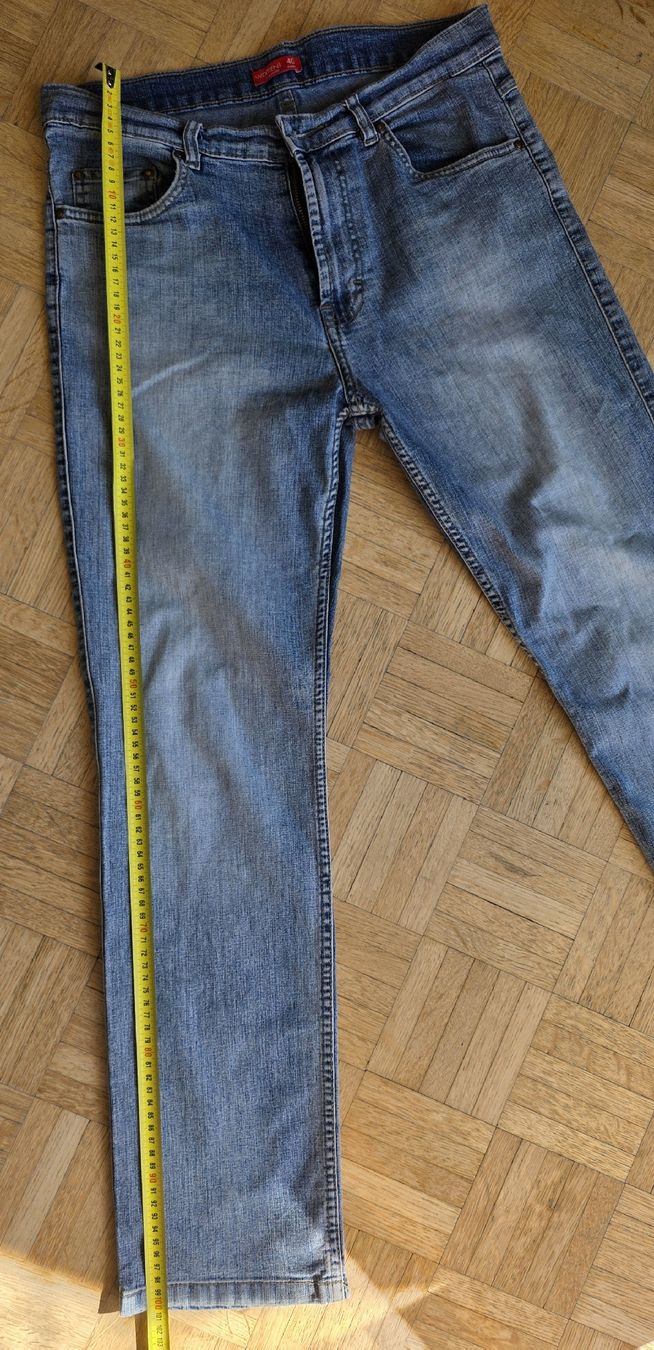 Pantaloni: pantalon jeans taille 40 – Usato da Yverdon-les-Bains venduto da van_dq65 5