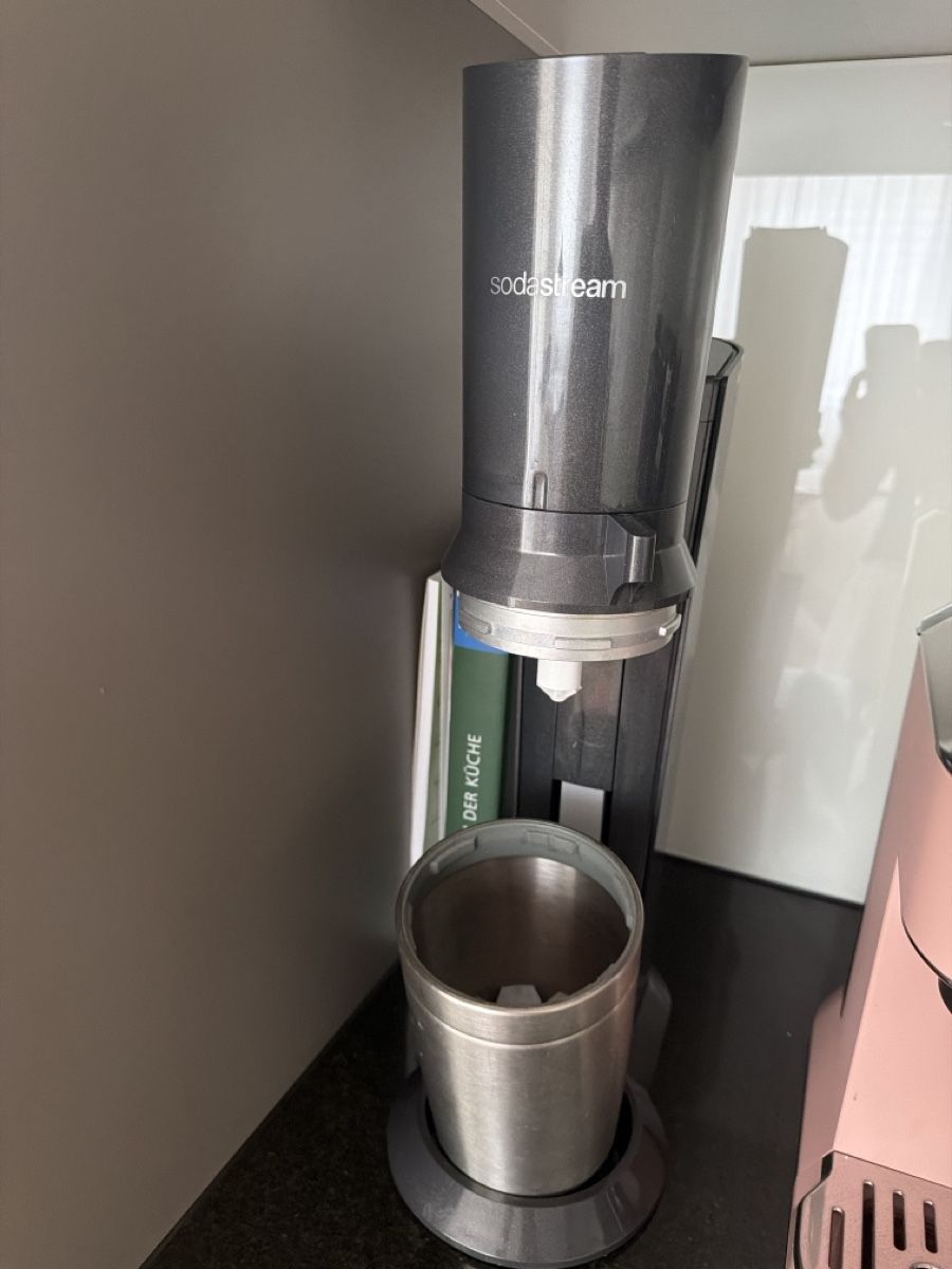 Sodastream Elettrodomestici da cucina: SodaStream machine grey used condition – Usato da Olten venduto da Solongoo