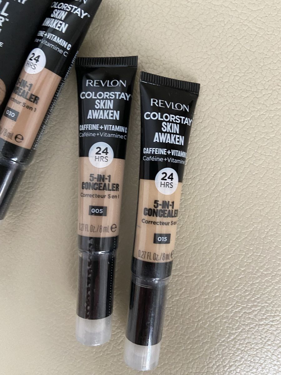 Make-up: REVLON FOUNDATION 6 STK VERSCHIEDENE GRÖSSE – Neu (gemäss Beschreibung) aus Zürich von schneeflocke303 1