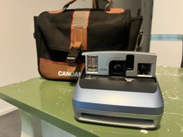 Fotocamera Polaroid One 600 bicolore con borsa