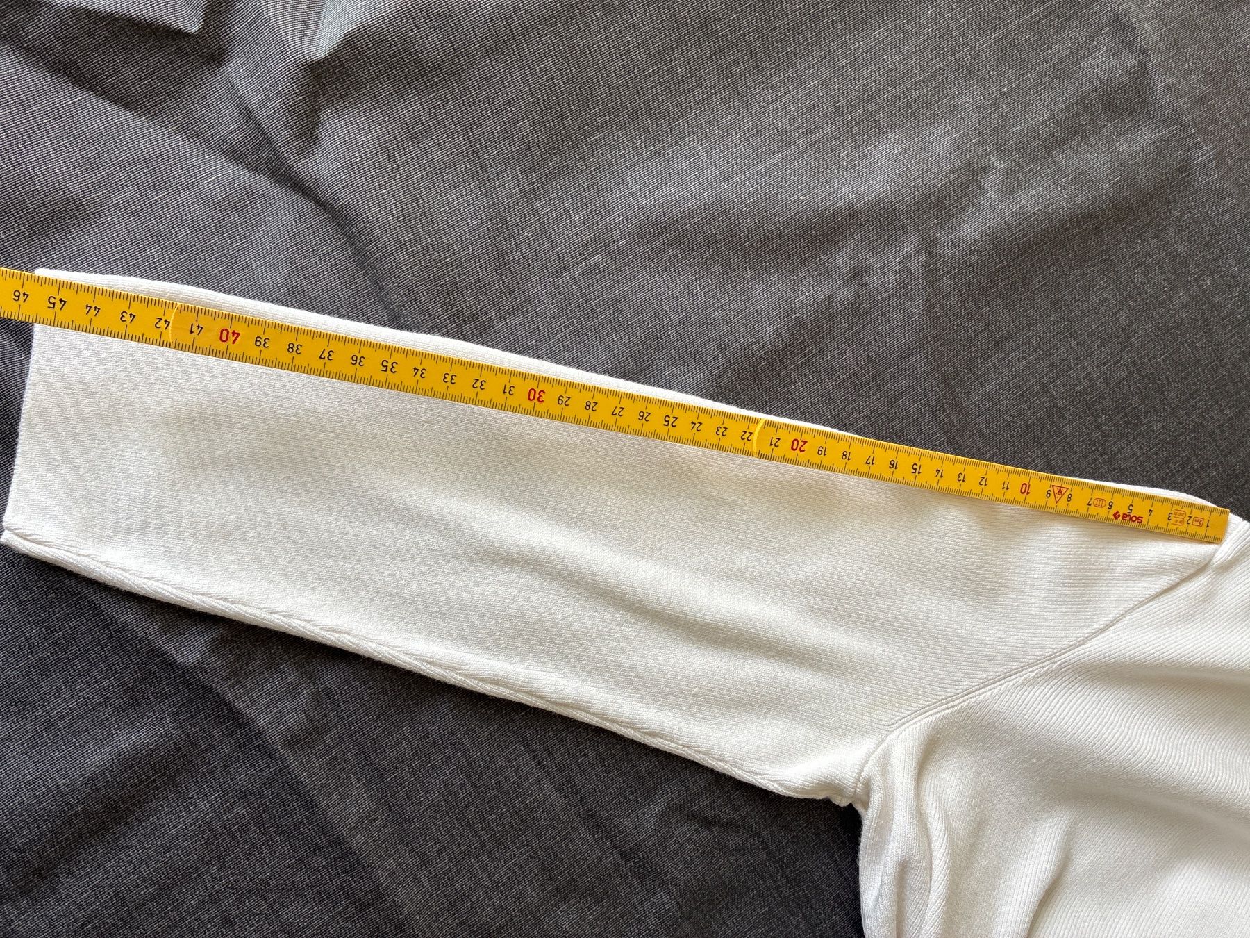 Bolero: kurze Strickjacke von comma in Gr 40 – Usato da Davos Platz venduto da nanigl 8