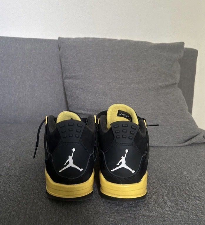 Jordan Scarpe da uomo: Jordans 4 retro – Usato da Kilchberg ZH venduto da kat_9zlr 2
