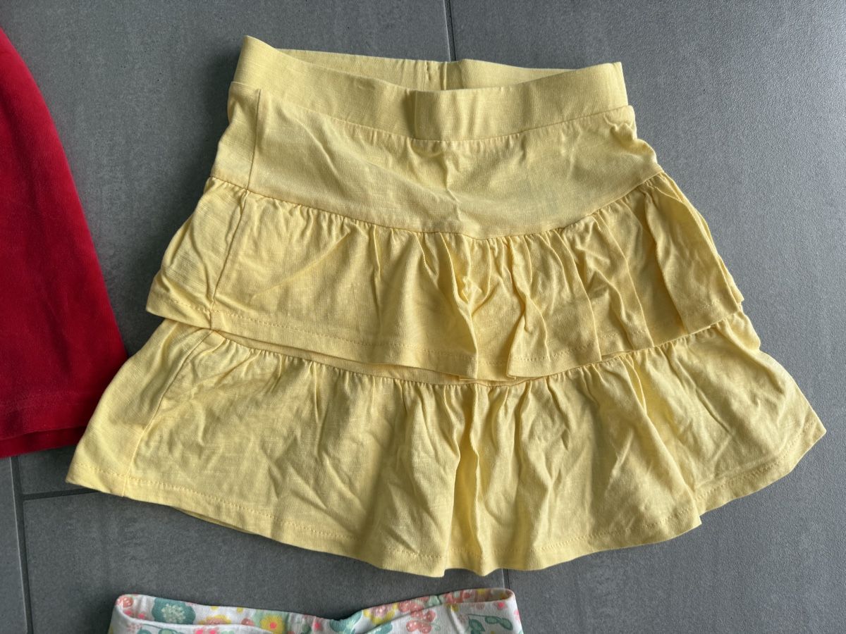 C&A Lotti & Set di vestiti: 6x Röckli in der Grösse 128 – Usato da Mägenwil venduto da Bienchen8 5