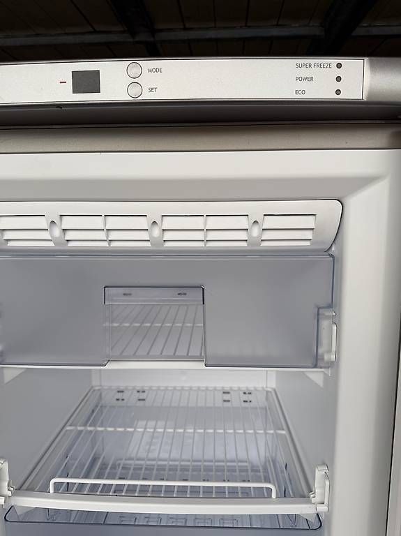 Mio Star Congélateurs: Tiefkühlschrank – D'occasion à Ortschwaben par odracirch7 2