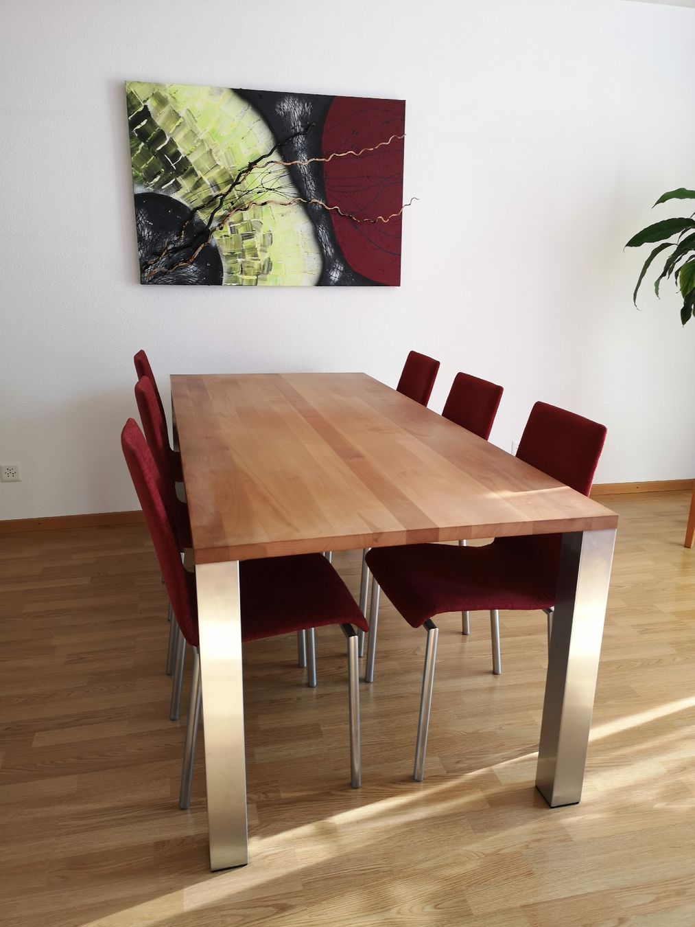 Willisau Set di tavolo e panche: Esstisch Kirschbaum, 6 Stühle Willisau – Usato da Berneck venduto da Schlings