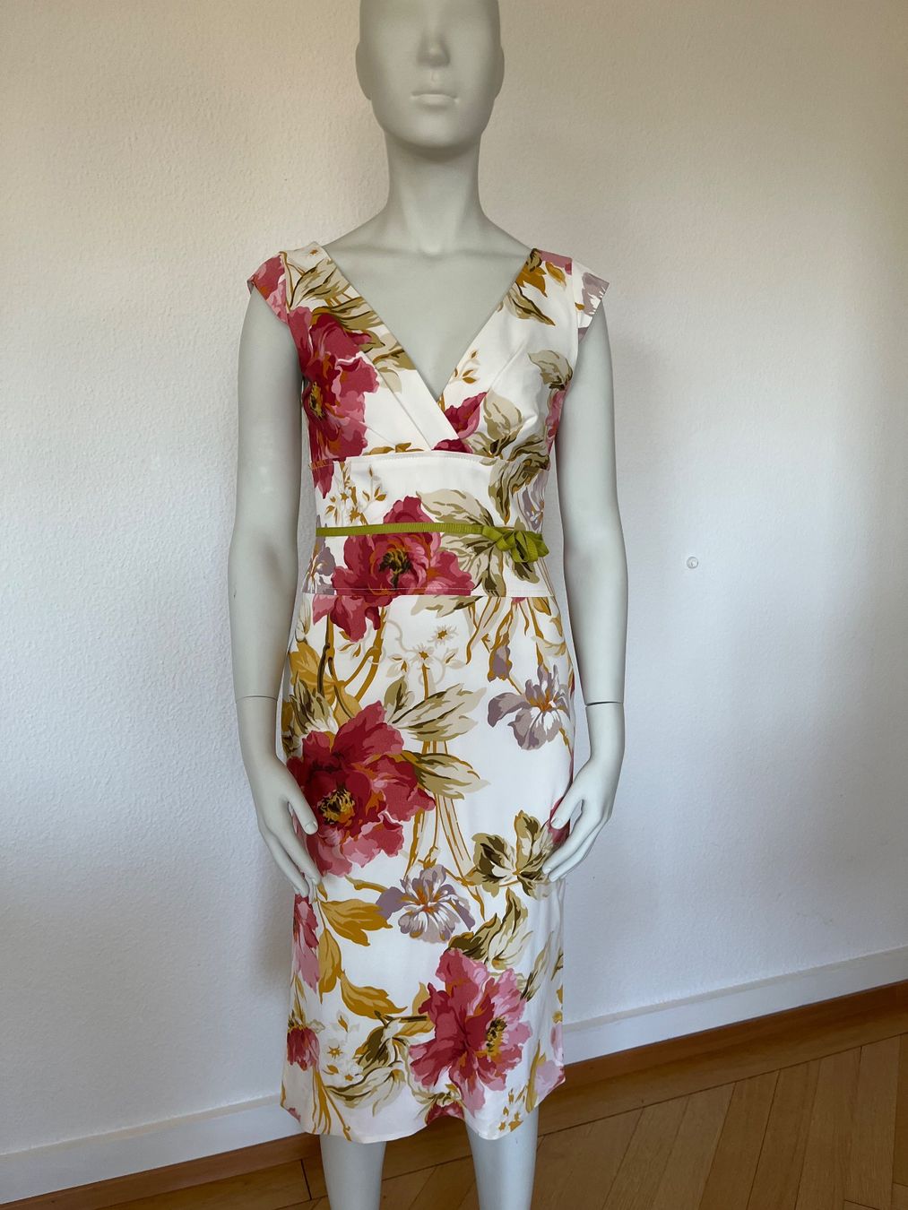 Karen Millen Vestiti: Elegantes Sommerkleid Gr 38 – Usato da Zürich venduto da bea_s5tq