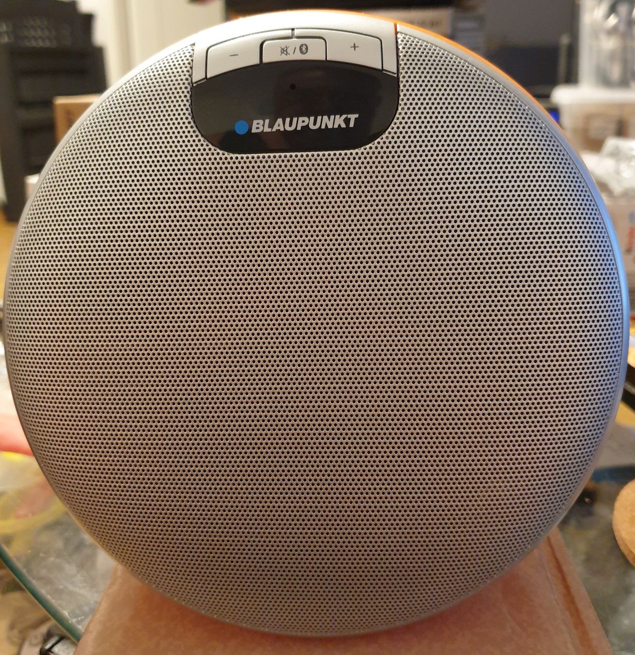 Blaupunkt Casse acustiche: Blaupunkt BT 10 OR Bluetooth Lautsprecher Farbe Orange – Usato da Horw venduto da Arta20000