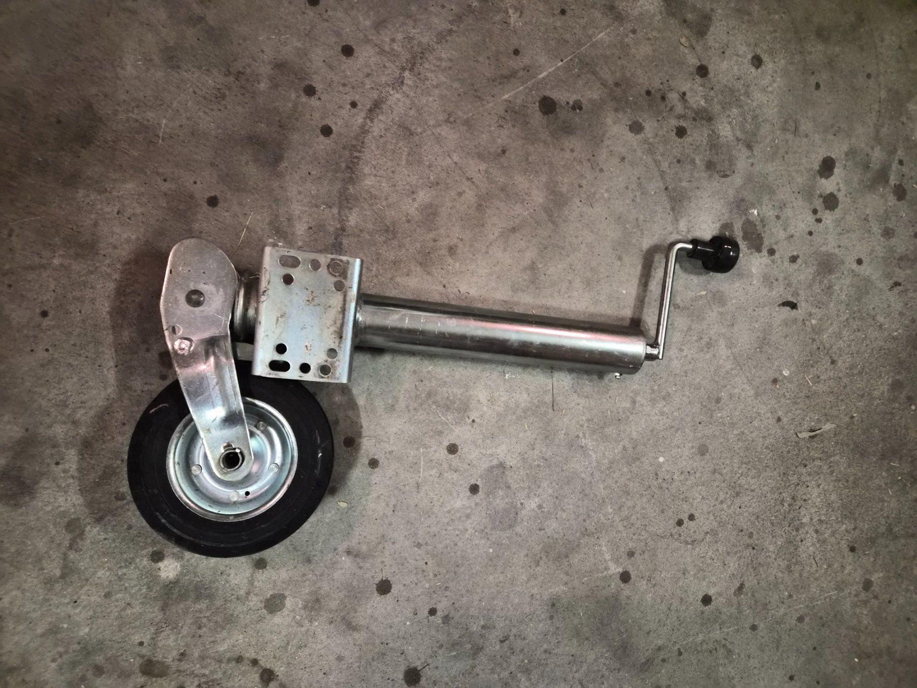 Rimorchi: Stützrad heavy duty – Usato da Brütten venduto da Geniesser007 1