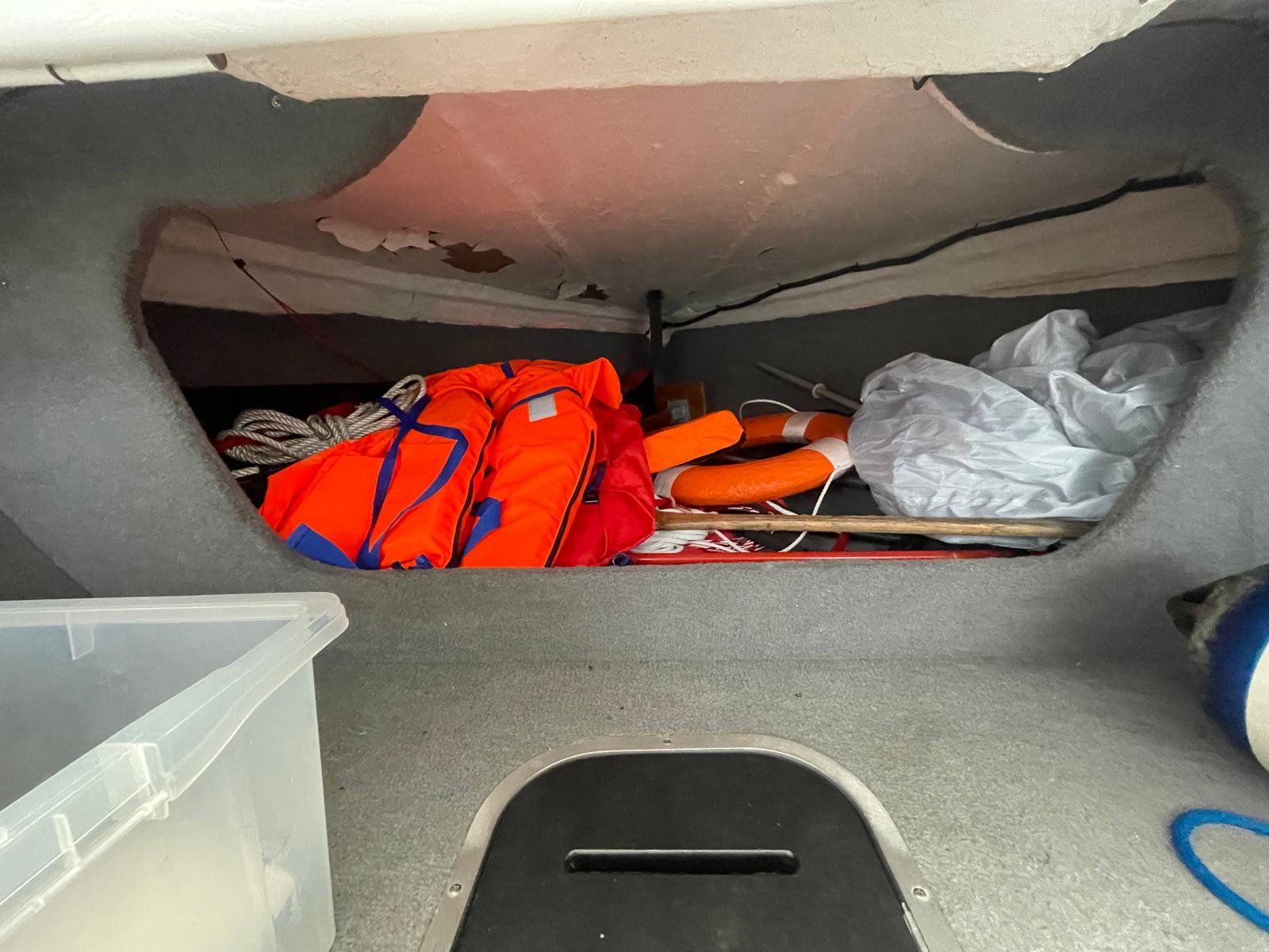 Century Barche: Motorboot Century 190LX – Usato da Stansstad venduto da cellomedia24 3