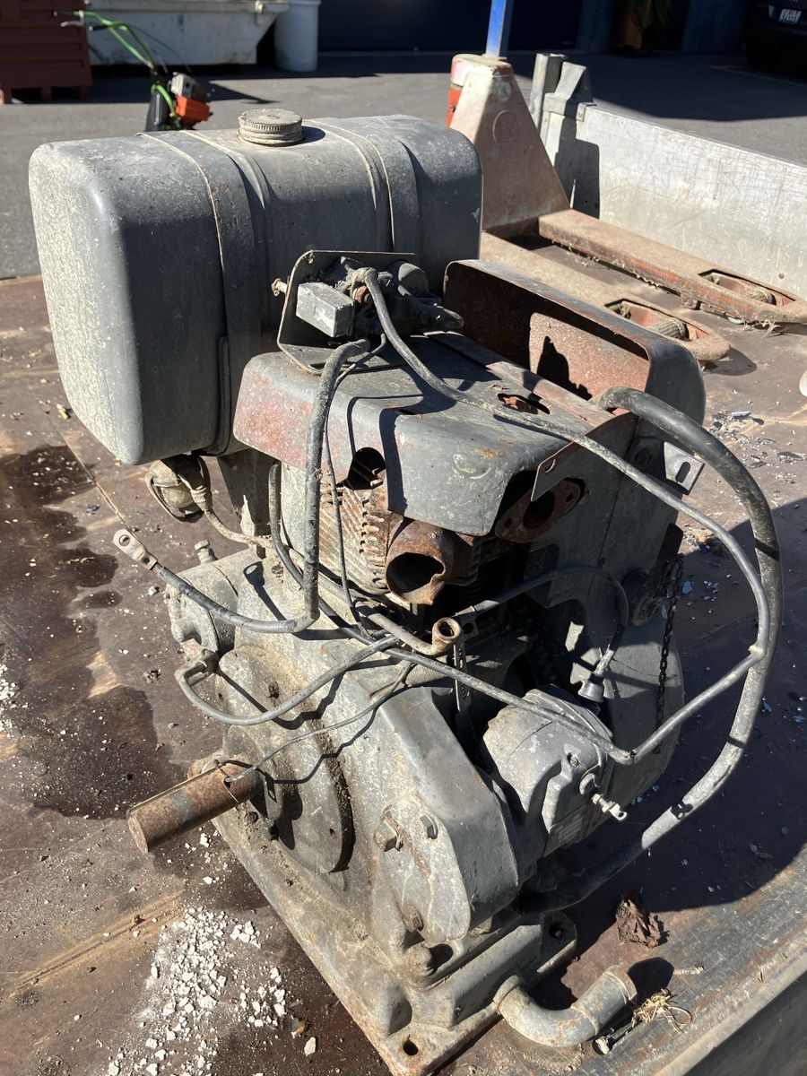 Motori: Motor Wisconsin defekt  – Difettoso da Uerkheim venduto da Dealer-4813 2