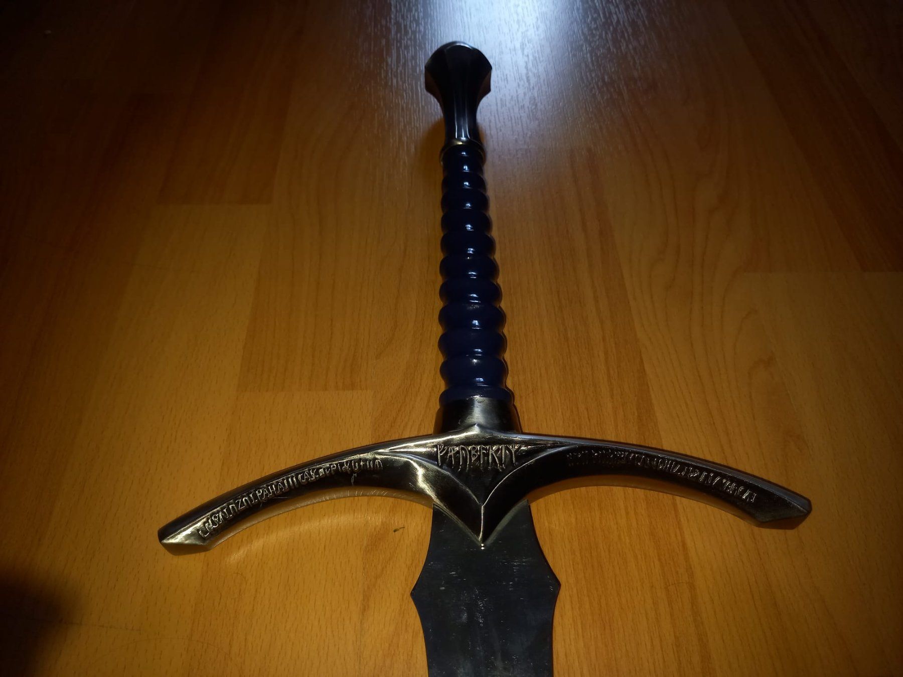 Altre raccolte & rarità: Épée en métal de Gandalf + 1 épée offerte – Nuovo (secondo la descrizione) da Givrins venduto da NickGarber 3