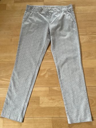 Benetton Damen Hose in Gr. 38, Hellgrau