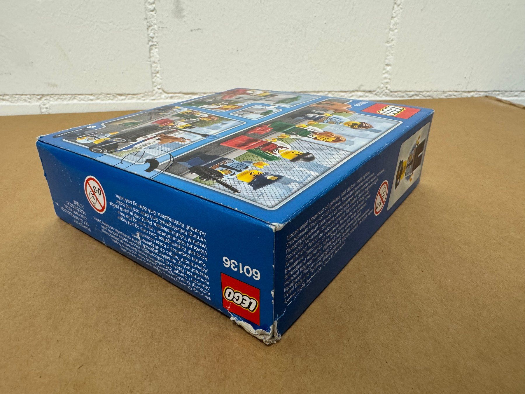 Lego Kit di costruzioni: LEGO® City 60136 "Polizei-Starter-Set" – Nuovo e nell'imballaggio originale da Urdorf venduto da cybernoid72 3