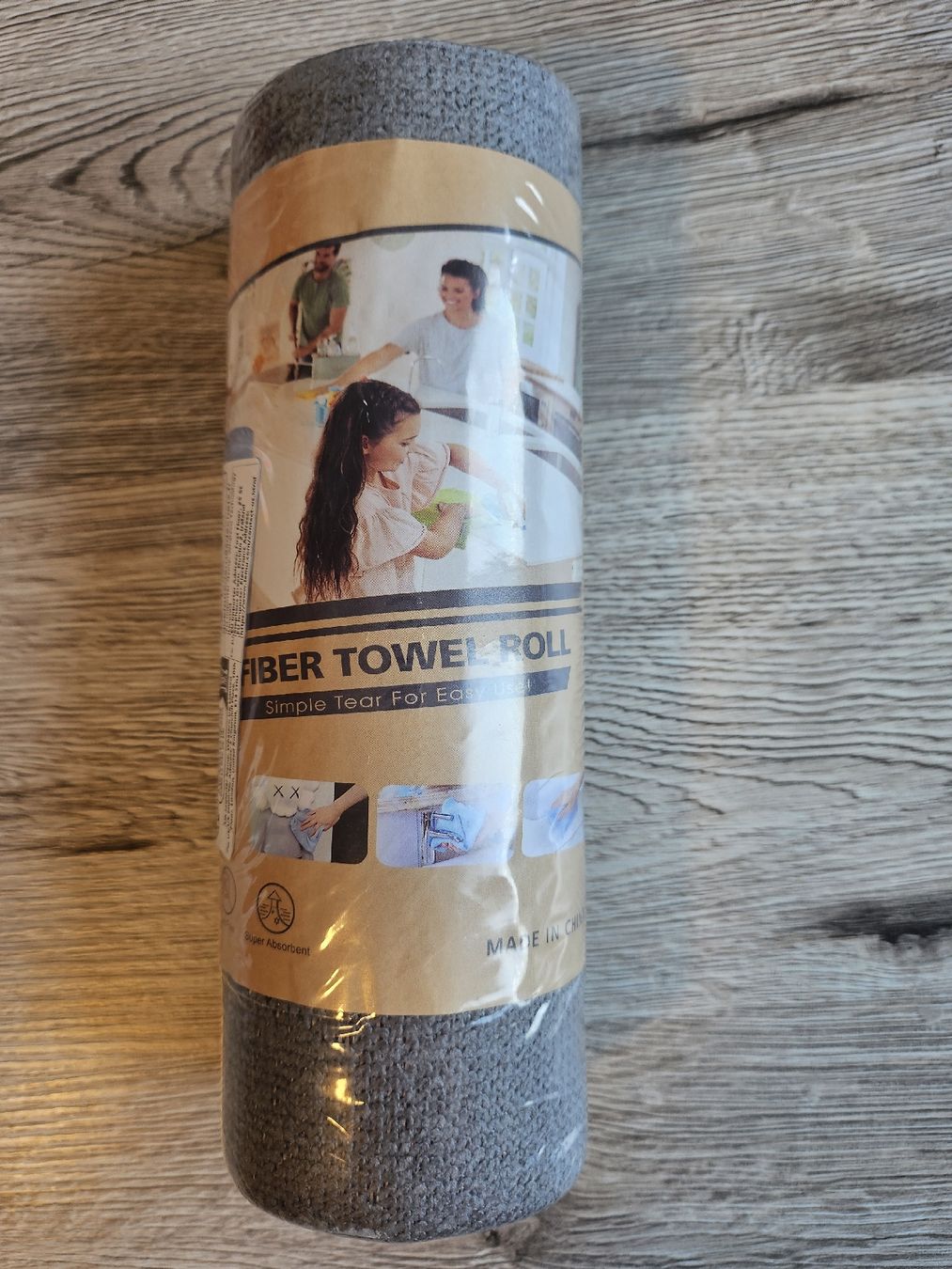 Stoffe: Neue Reinigungstücher- Rolle – Neu und originalverpackt aus Hunzenschwil von nudget