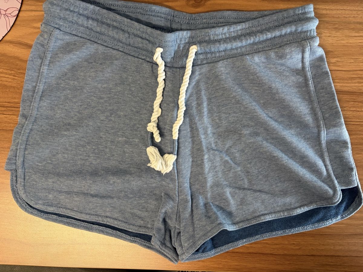 Pantaloni: Shorts hellblau Grösse S Baumwolle Bund mit Schnur neu – Usato da Zumholz venduto da puerro01
