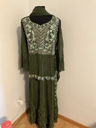 Bollywood , grünes Indisches Kleid mit Hose & Schal.