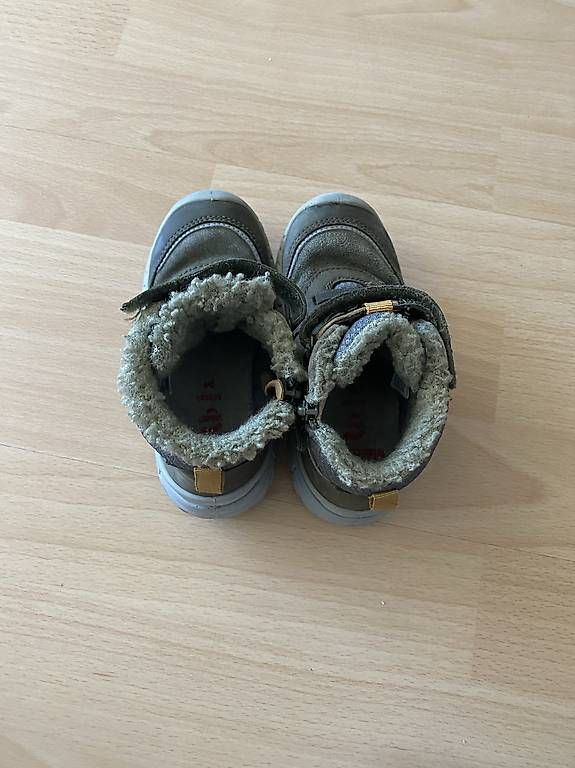 Schuhe für Jungen: Schuhe Kinder  – Gebraucht aus Zürich von ER- 1