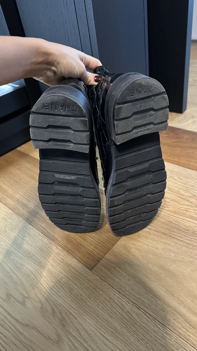 Chanel Scarpe da donna: Chanel boots – Nuovo (secondo la descrizione) da Paradiso venduto da Under_sun 4