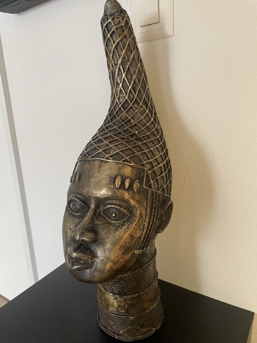 Statuette: Afrikanische Bronze der Benin 58 cm – Usato da Lausen venduto da artehome 3