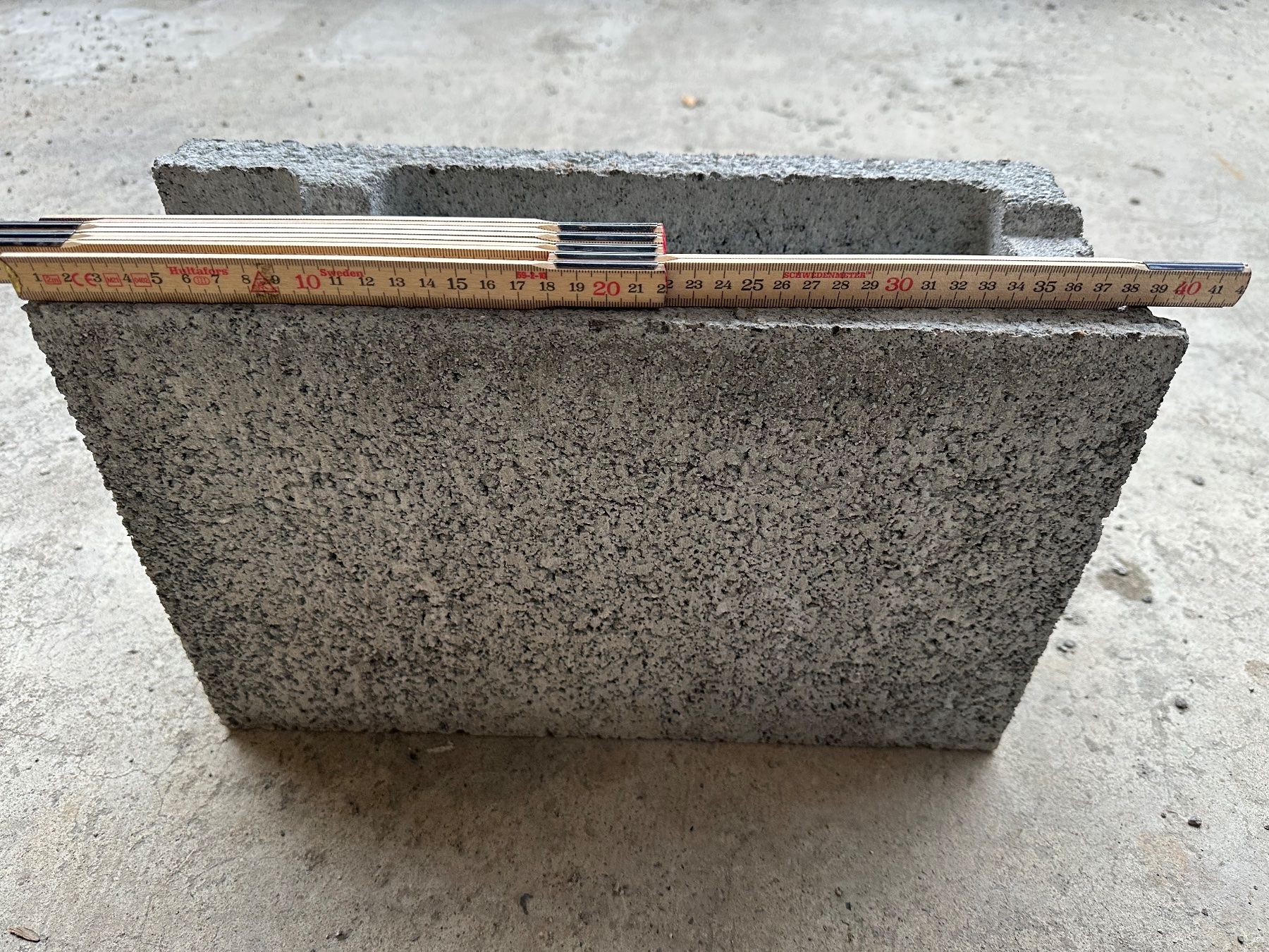 Baustoffe: Betonschalungsstein 17 Stk. – Gebraucht aus Volketswil von  2