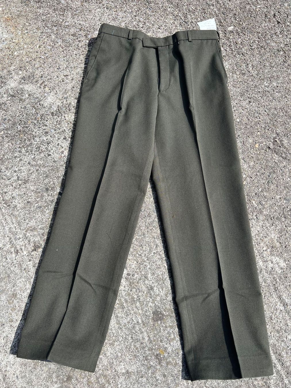 Hosen: Herrenhose Gr. 48 grün Neu – Neu (gemäss Beschreibung) aus Schübelbach von Dolly990_2 3