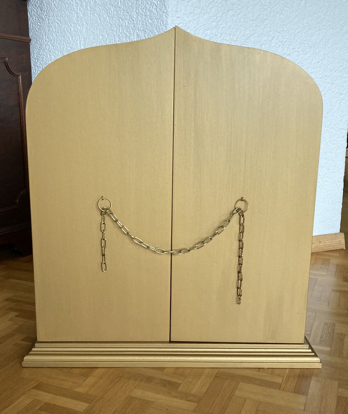 Armadi: Kästchen für Statue oder andere Wertobjekte – Usato da Ittigen venduto da Kurt.Kunz 4
