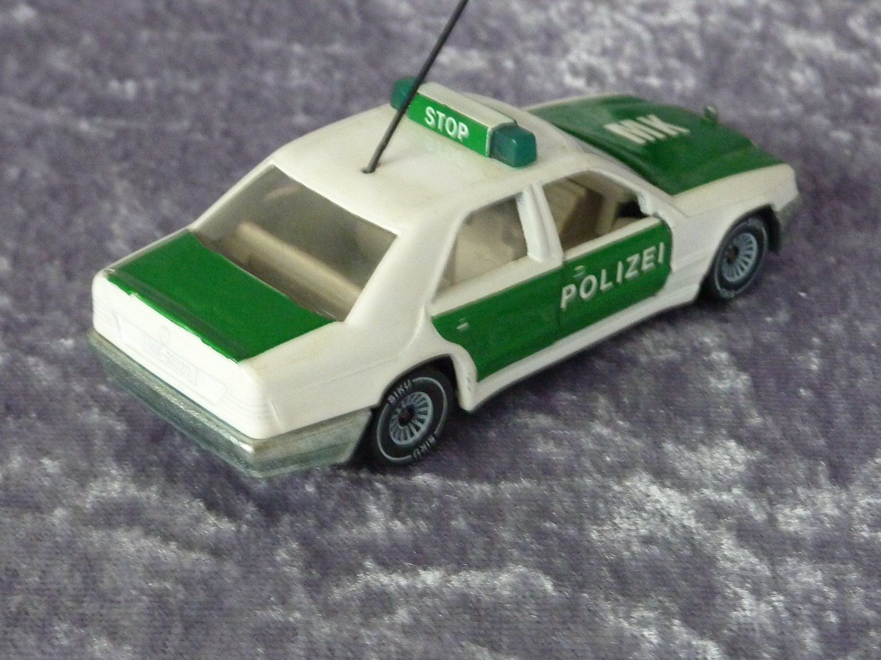 Siku Modellini d'auto: Mercedes 300E Polizei Siku – Usato da Dürrenäsch venduto da Cobra1ch 2