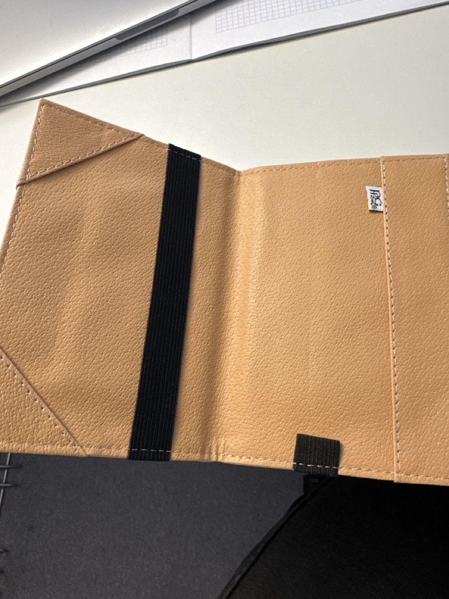 Autres vêtements & accessoires: Engadin Golf Scorekartenhalter – Neuf avec emballage d'origine à St. Gallen par Ursula66 1