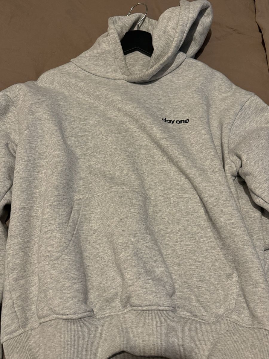 Maglioni & Felpe: Arda Saatci dayone Hoodies – Usato da Glattbrugg venduto da aventadooor 1